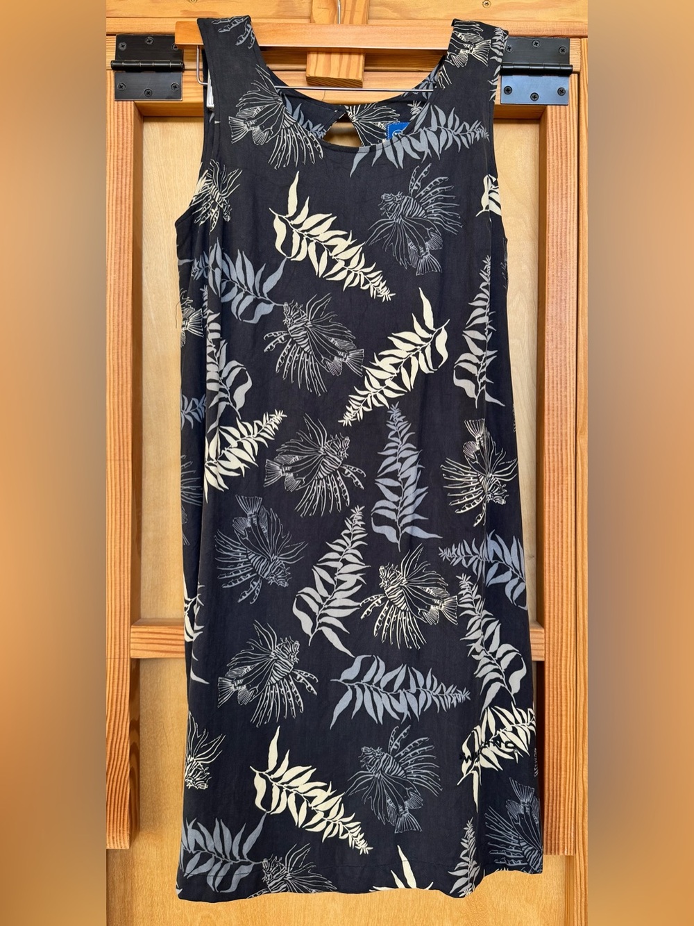 Wyland Sleeveless Silk Hawaiian Leaf Fern Fish Print Dress - Vintage